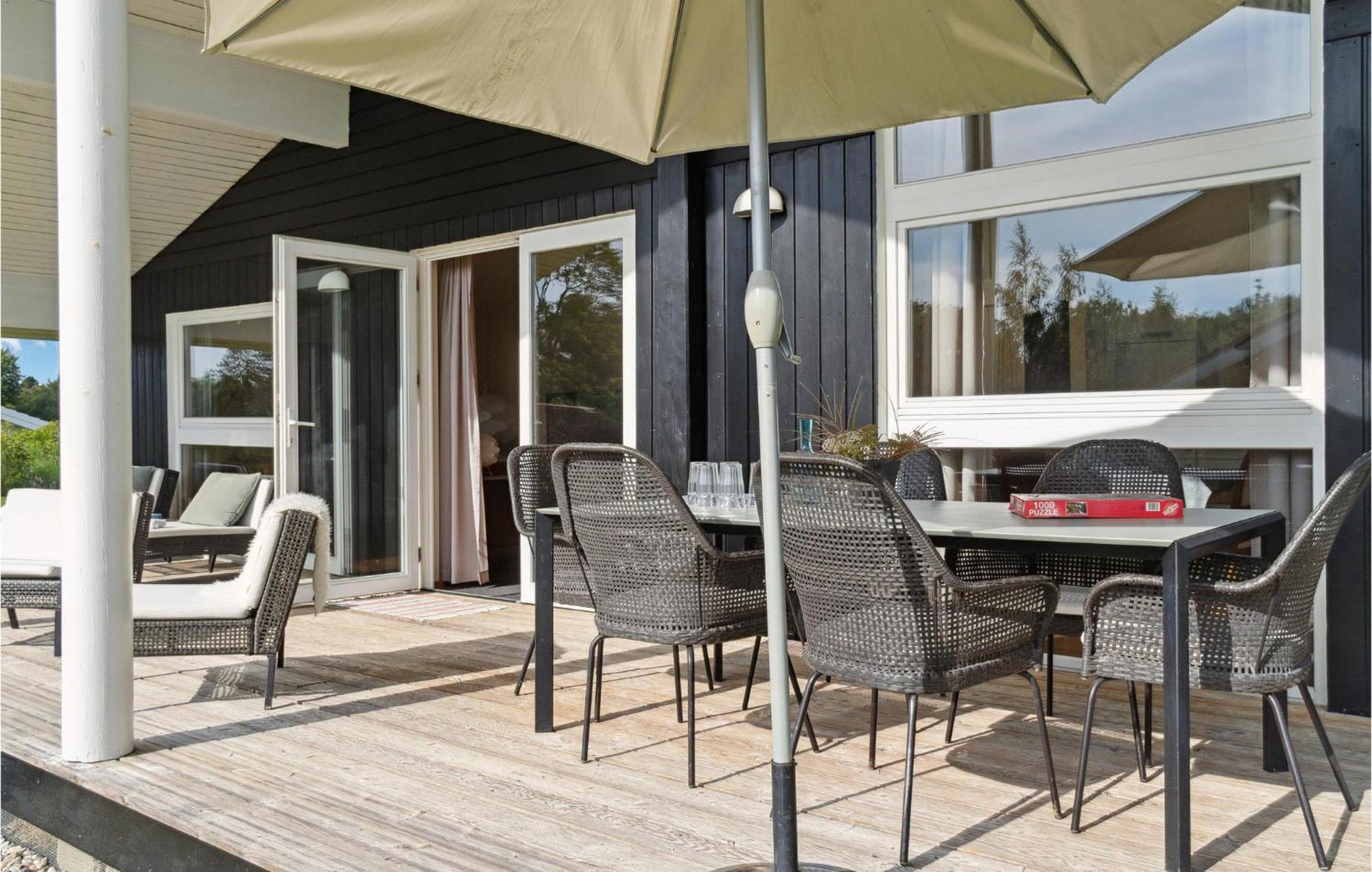 Amazing Home In Askeby With Sauna 외부 사진